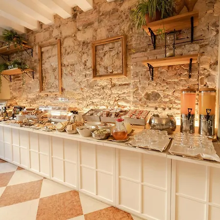 Szálloda Bologna ***s 3*