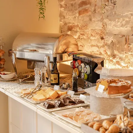 Bologna ***s Szálloda 3*