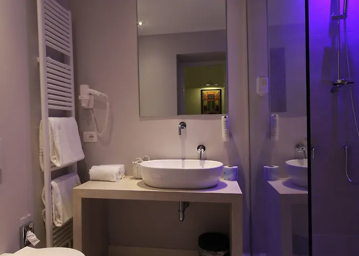 ホテル Bologna ***s