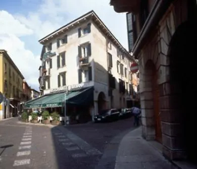 Otel Bologna ***s