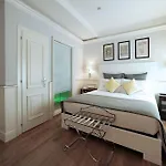 Otel Bologna ***s